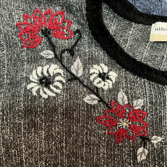 Vintage Alfred Dunner Embroidery Zip Front Cardigan/Sweater - Picture 14 of 14